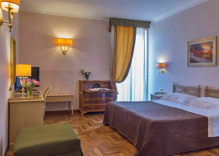 Grand Hotel Villa Politi