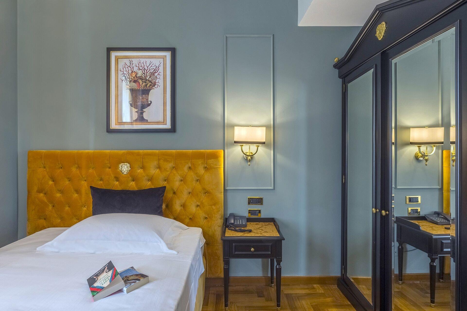 Hotel Grand Politi 4*