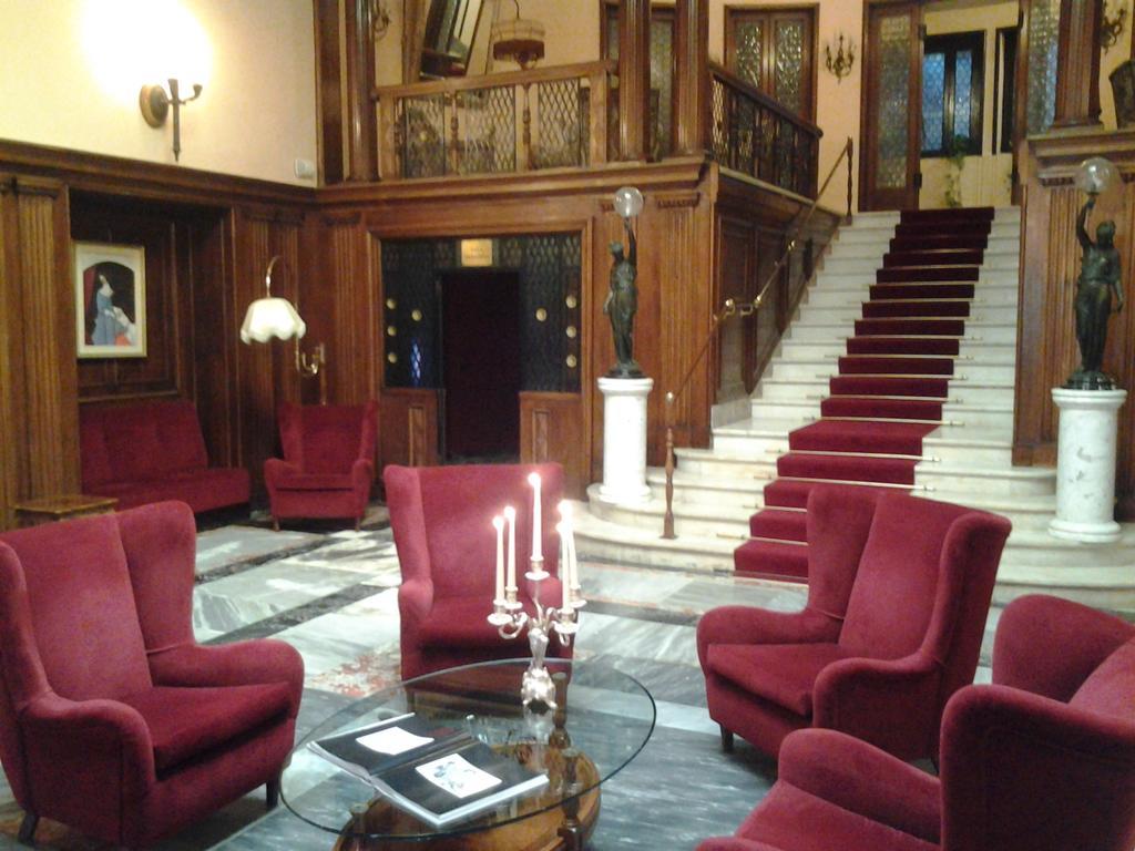 Grand Politi